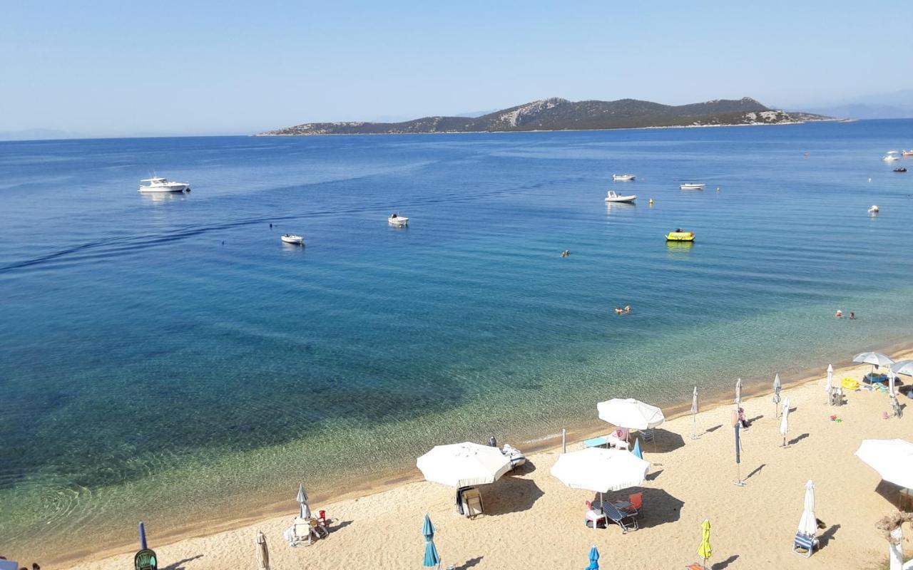 Nea Styra Seafront Apartment With Stunning View Dış mekan fotoğraf